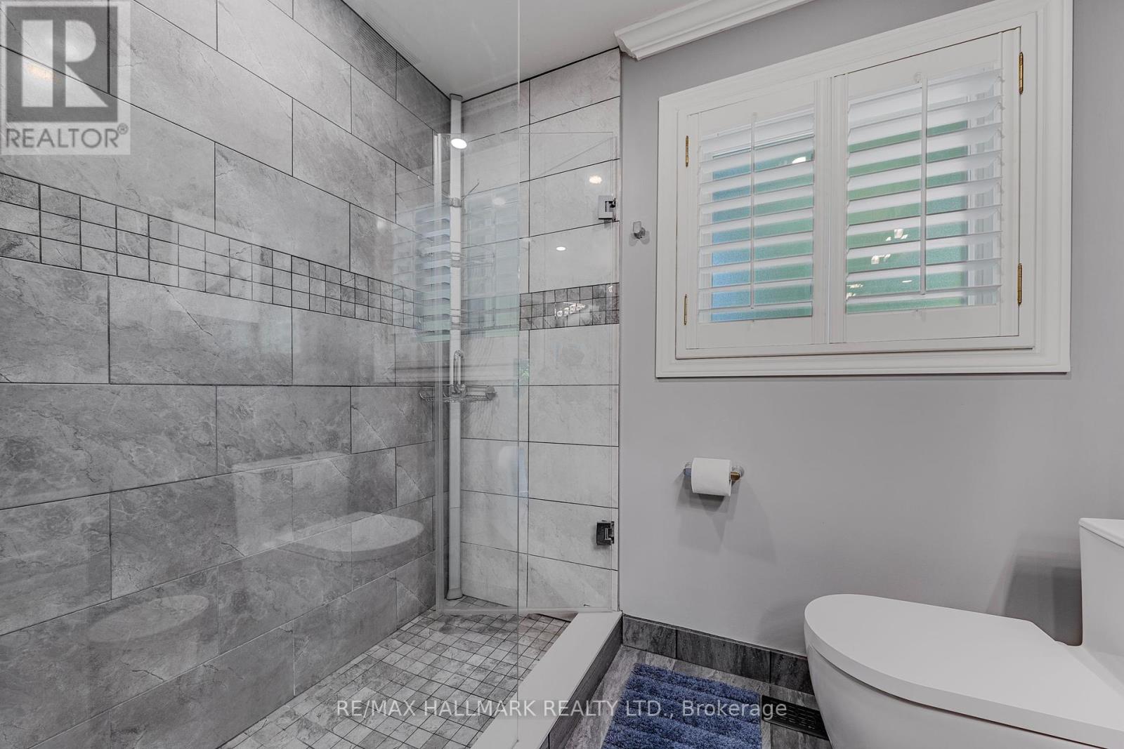 134 Romfield Circuit, Markham, Ontario  L3T 3H9 - Photo 37 - N12209184