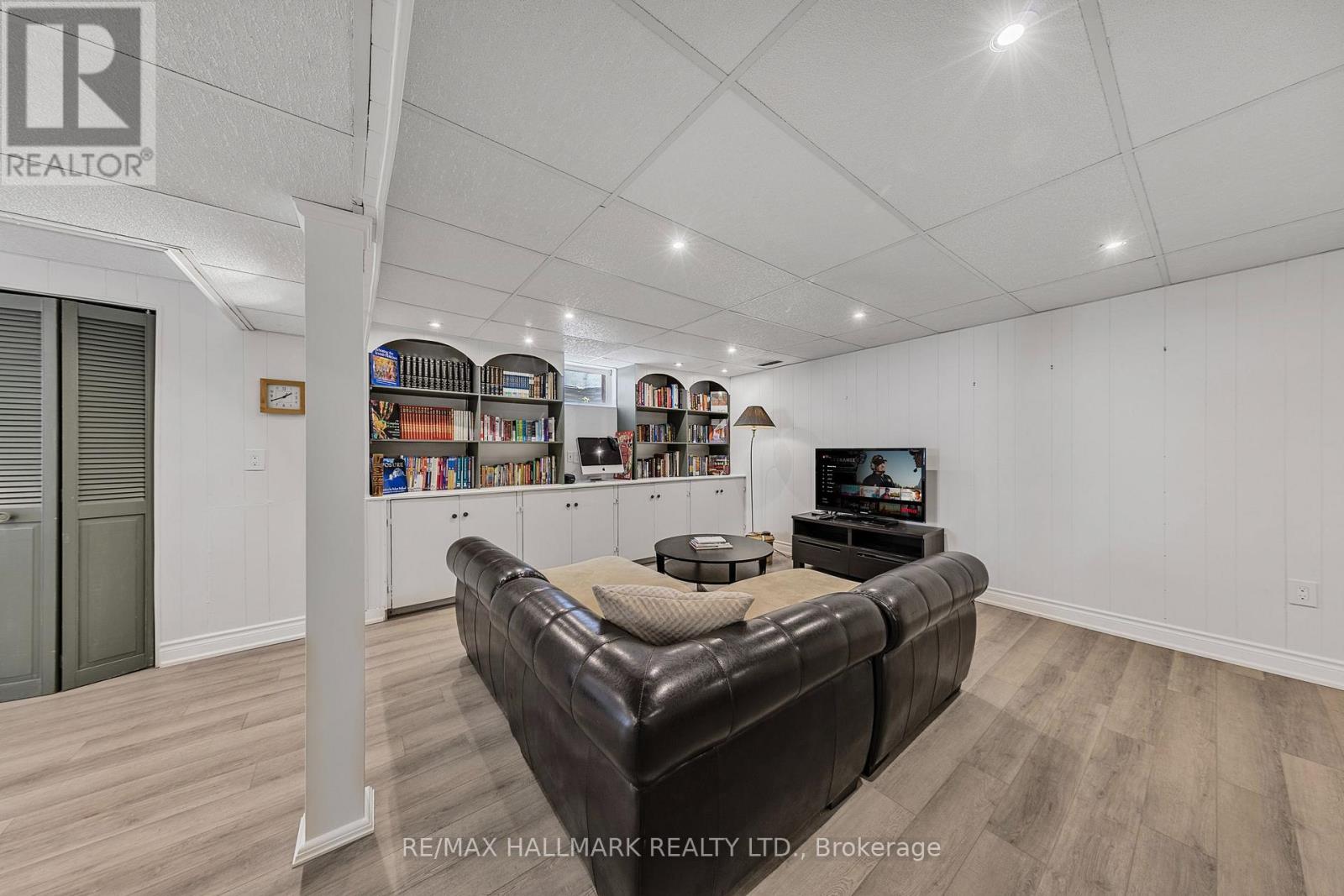 134 Romfield Circuit, Markham, Ontario  L3T 3H9 - Photo 41 - N12209184