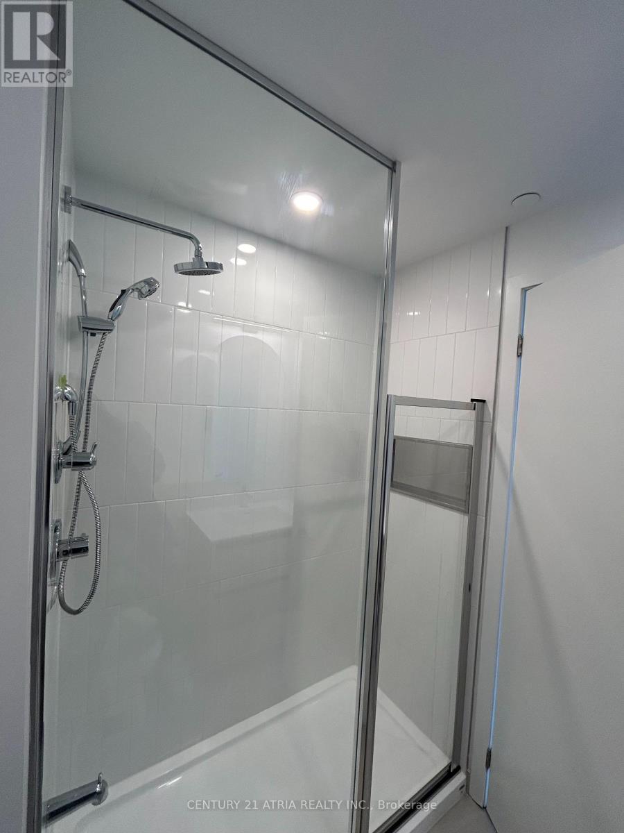 2101 - 7950 Bathurst Street, Vaughan, Ontario  L4J 0L4 - Photo 6 - N12209188