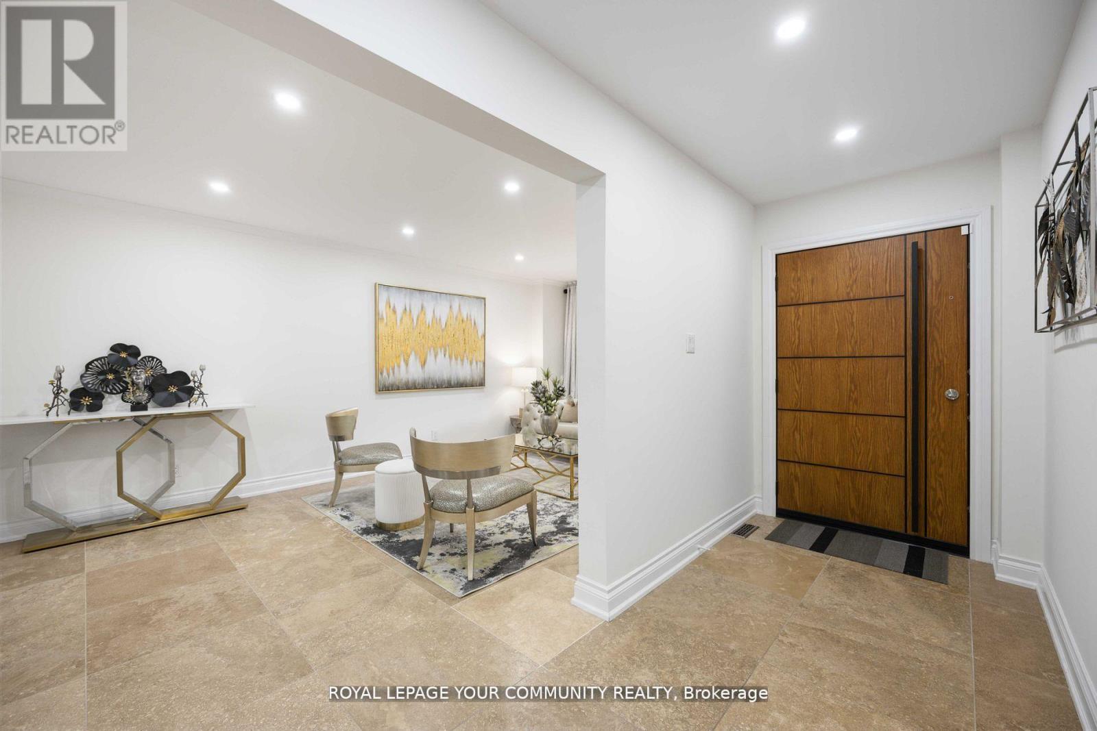 40 Janesville Road, Vaughan, Ontario  L4J 6Z9 - Photo 2 - N12209206