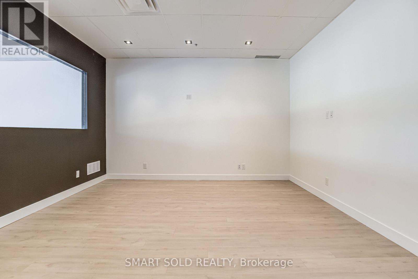 3,4 - 155 West Beaver Creek Road, Richmond Hill (Beaver Creek Business Park), Ontario  L4B 1E1 - Photo 8 - N12209214