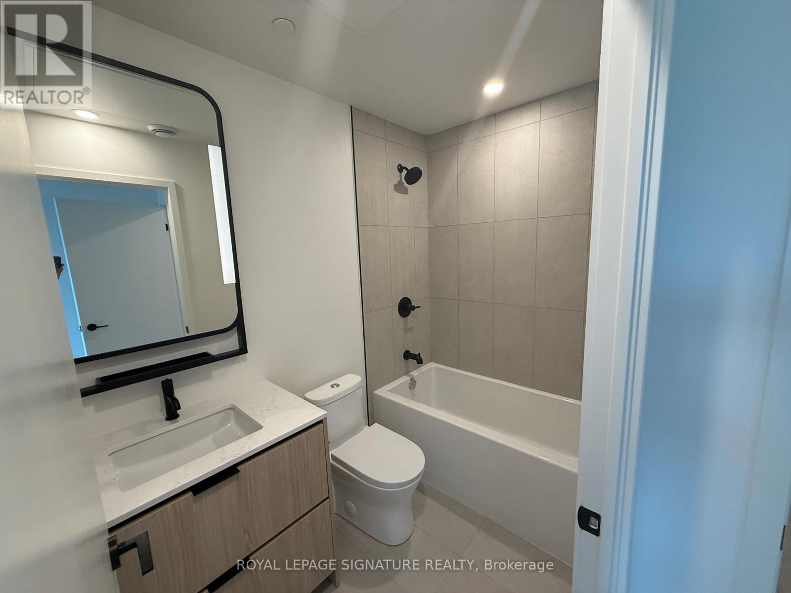 424 - 1050 Eastern Avenue, Toronto (The Beaches), Ontario  M4L 0B7 - Photo 10 - E12209185