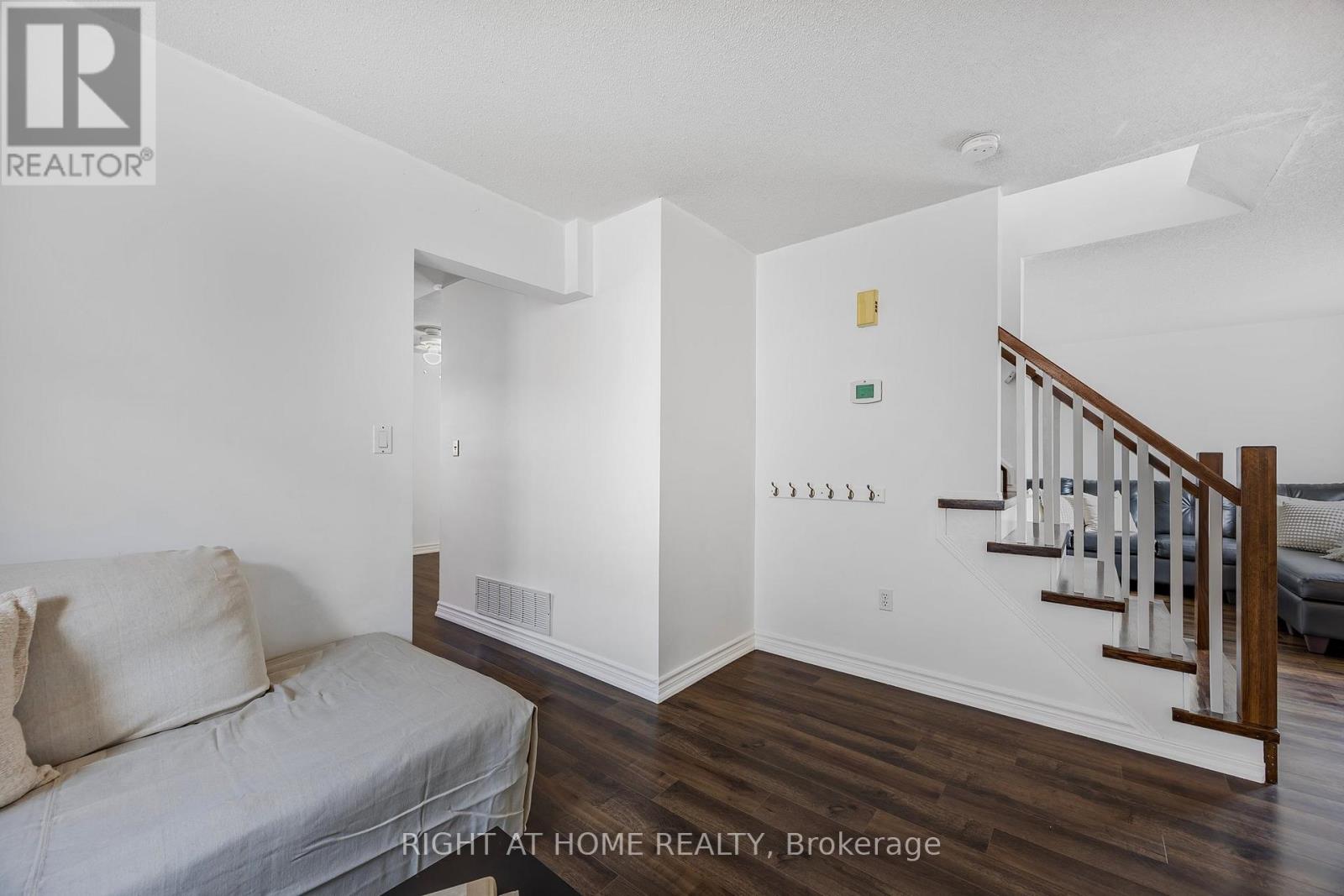 29 Hersey Crescent, Barrie, Ontario  L4N 8P7 - Photo 21 - S12208742