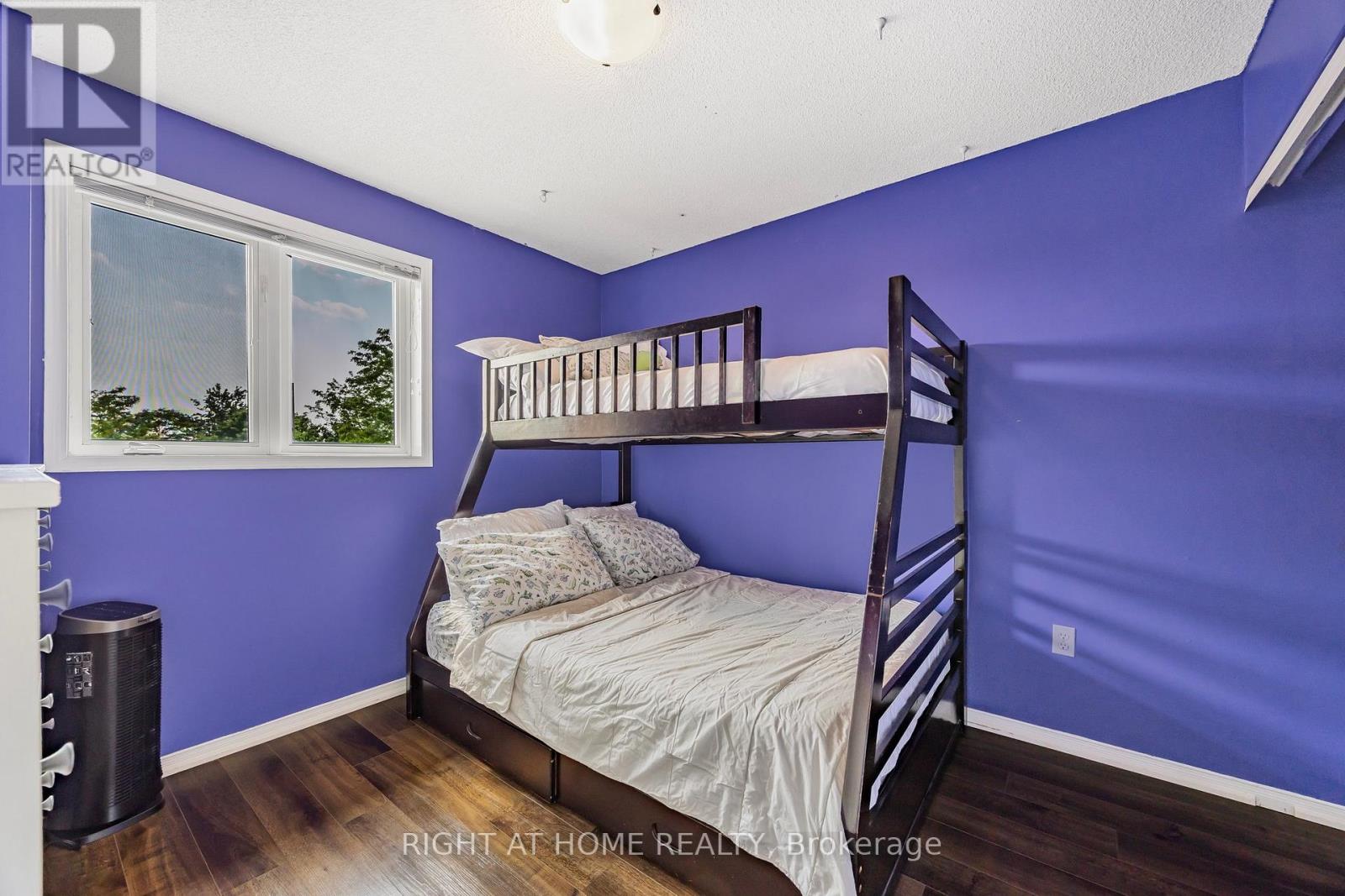 29 Hersey Crescent, Barrie, Ontario  L4N 8P7 - Photo 27 - S12208742