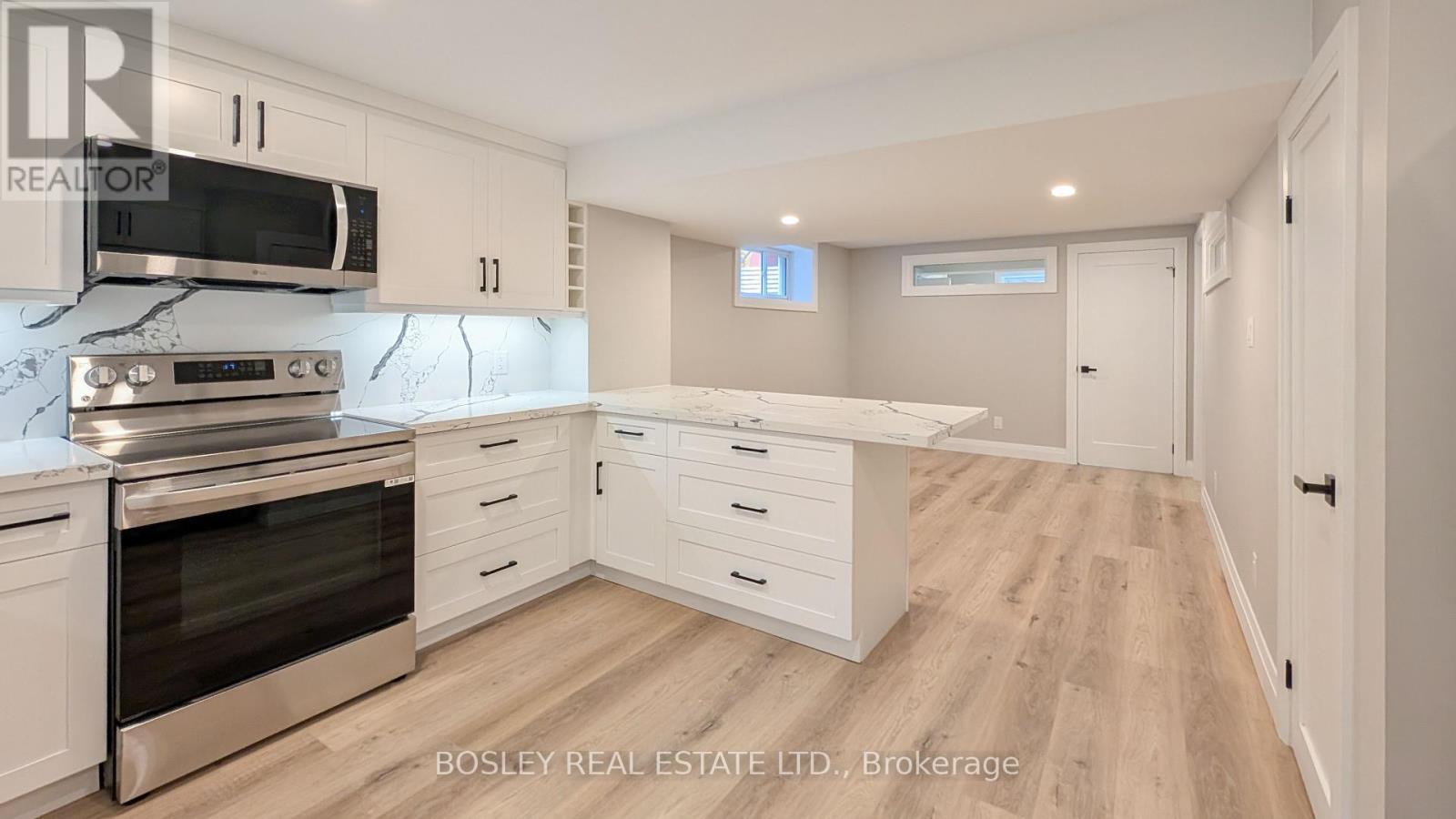 Unit #2 - 4 Spencer Street, Collingwood, Ontario  L9Y 3B7 - Photo 31 - S12208756
