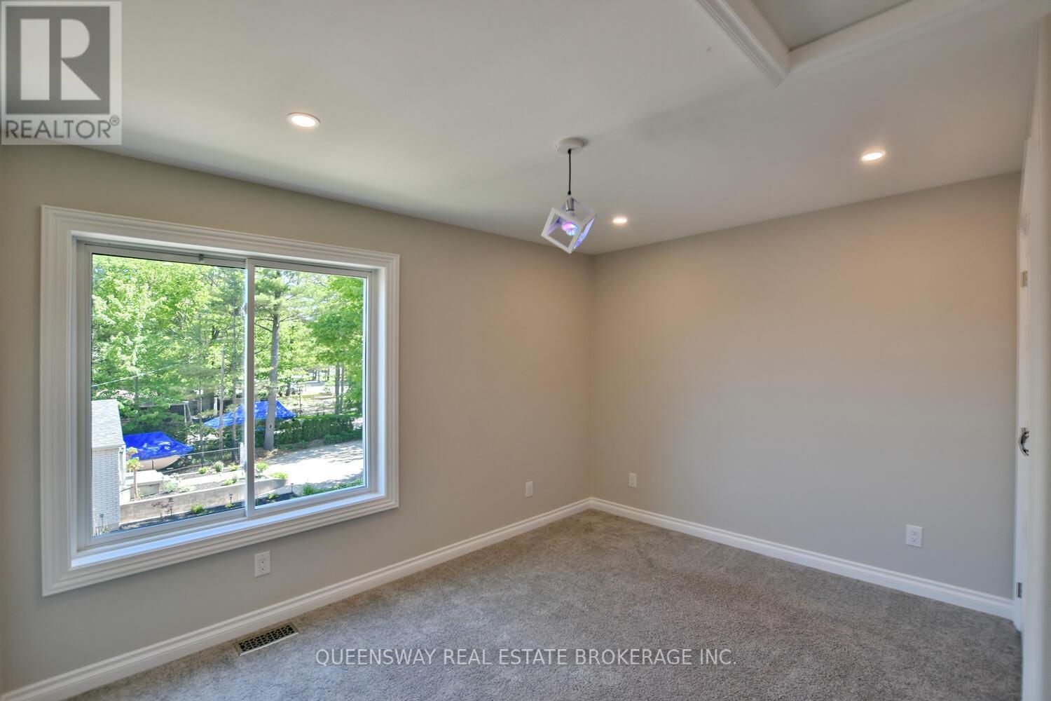 1852 River Road W, Wasaga Beach, Ontario  L9Z 1K9 - Photo 26 - S12208761