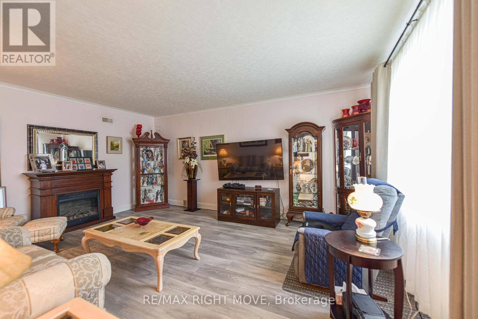 174 Cedar Street, Orillia, Ontario  L3V 2E1 - Photo 15 - S12208782