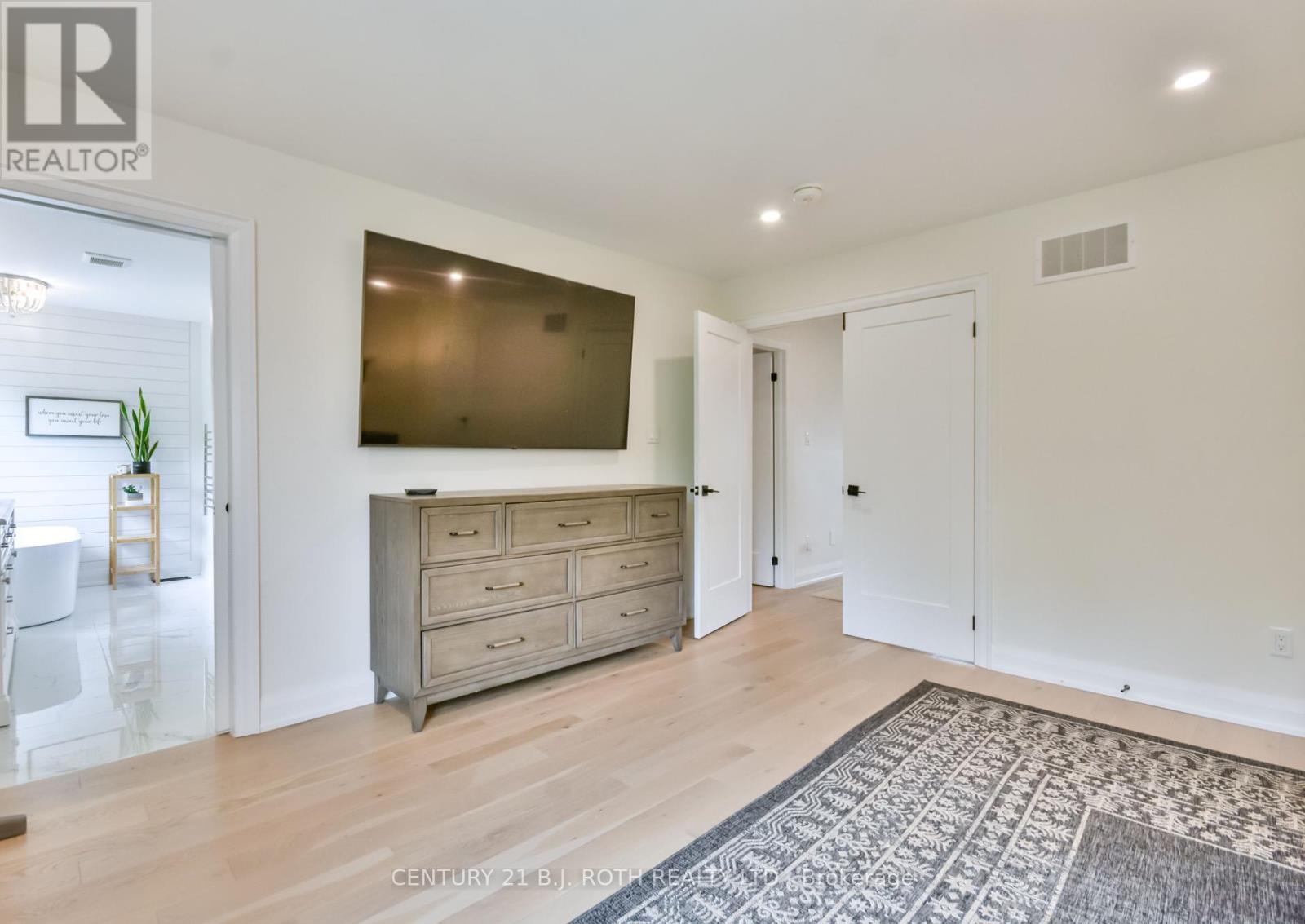 61 Muirfield Drive, Barrie, Ontario  L4N 6J9 - Photo 19 - S12208837