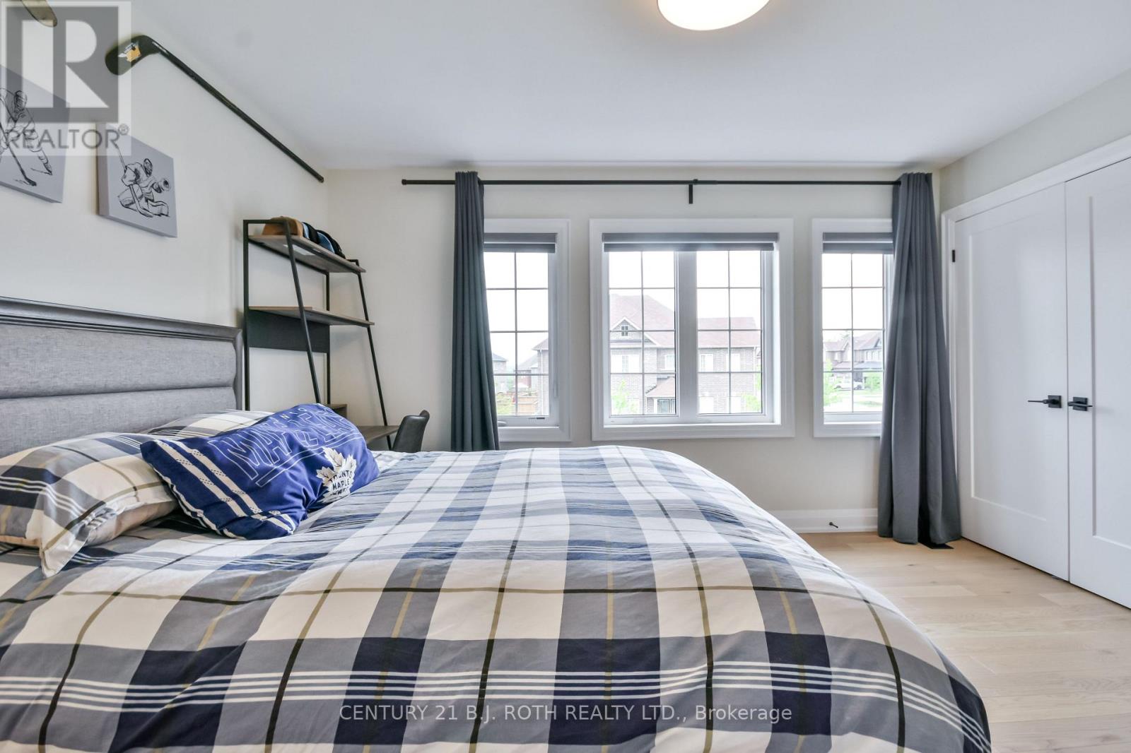 61 Muirfield Drive, Barrie, Ontario  L4N 6J9 - Photo 24 - S12208837