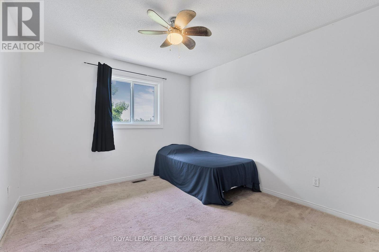 22 Bishop Drive, Barrie, Ontario  L4N 6Y6 - Photo 20 - S12209009