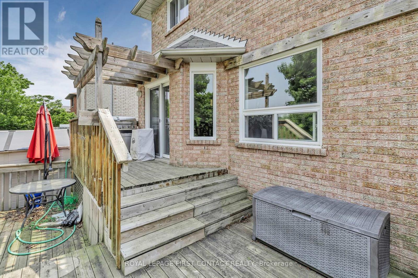 22 Bishop Drive, Barrie, Ontario  L4N 6Y6 - Photo 33 - S12209009
