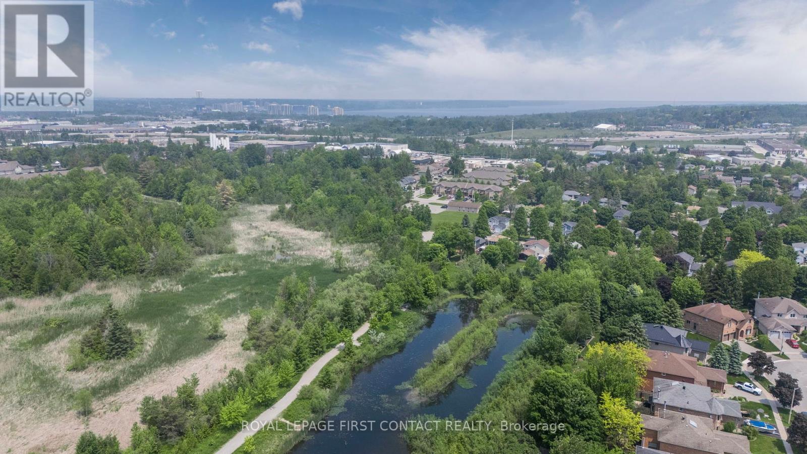 22 Bishop Drive, Barrie, Ontario  L4N 6Y6 - Photo 45 - S12209009