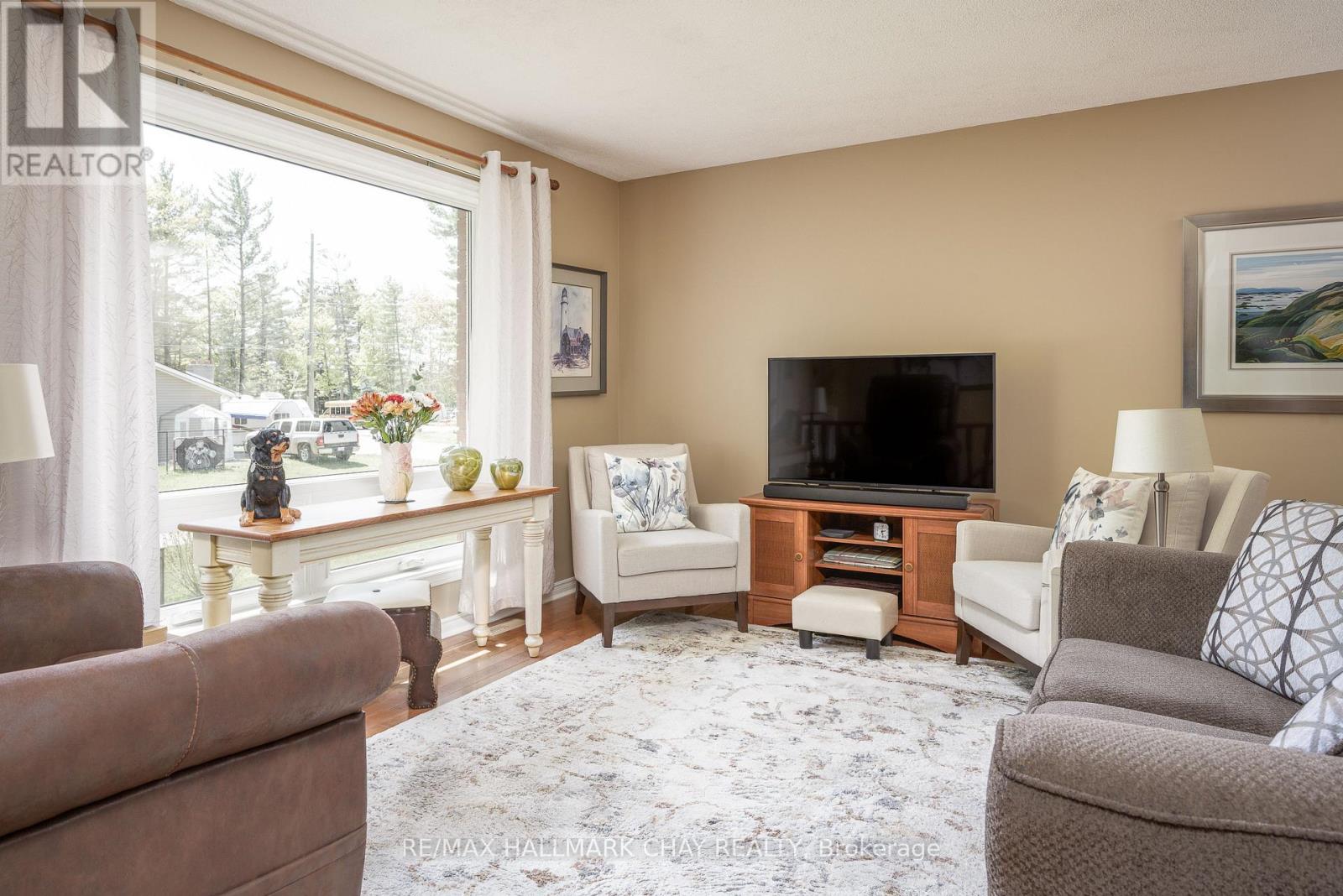 15 Oaktree Court, Wasaga Beach, Ontario  L9Z 2S3 - Photo 21 - S12209026
