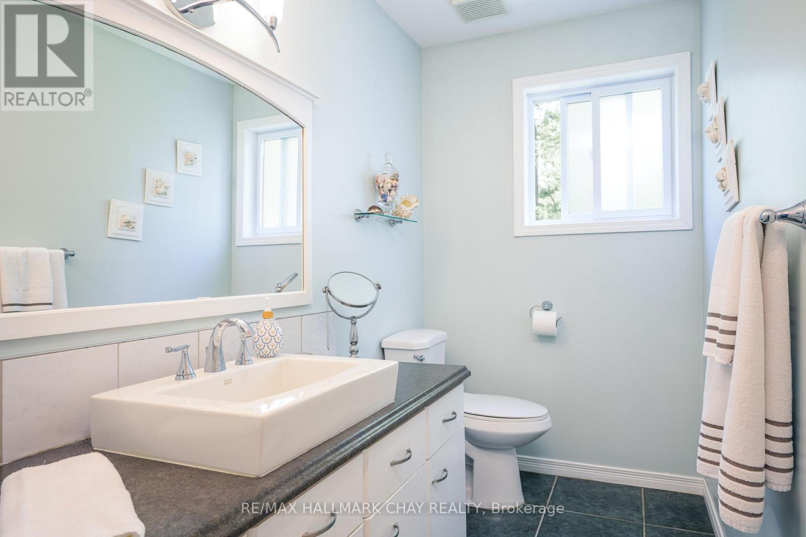 15 Oaktree Court, Wasaga Beach, Ontario  L9Z 2S3 - Photo 27 - S12209026