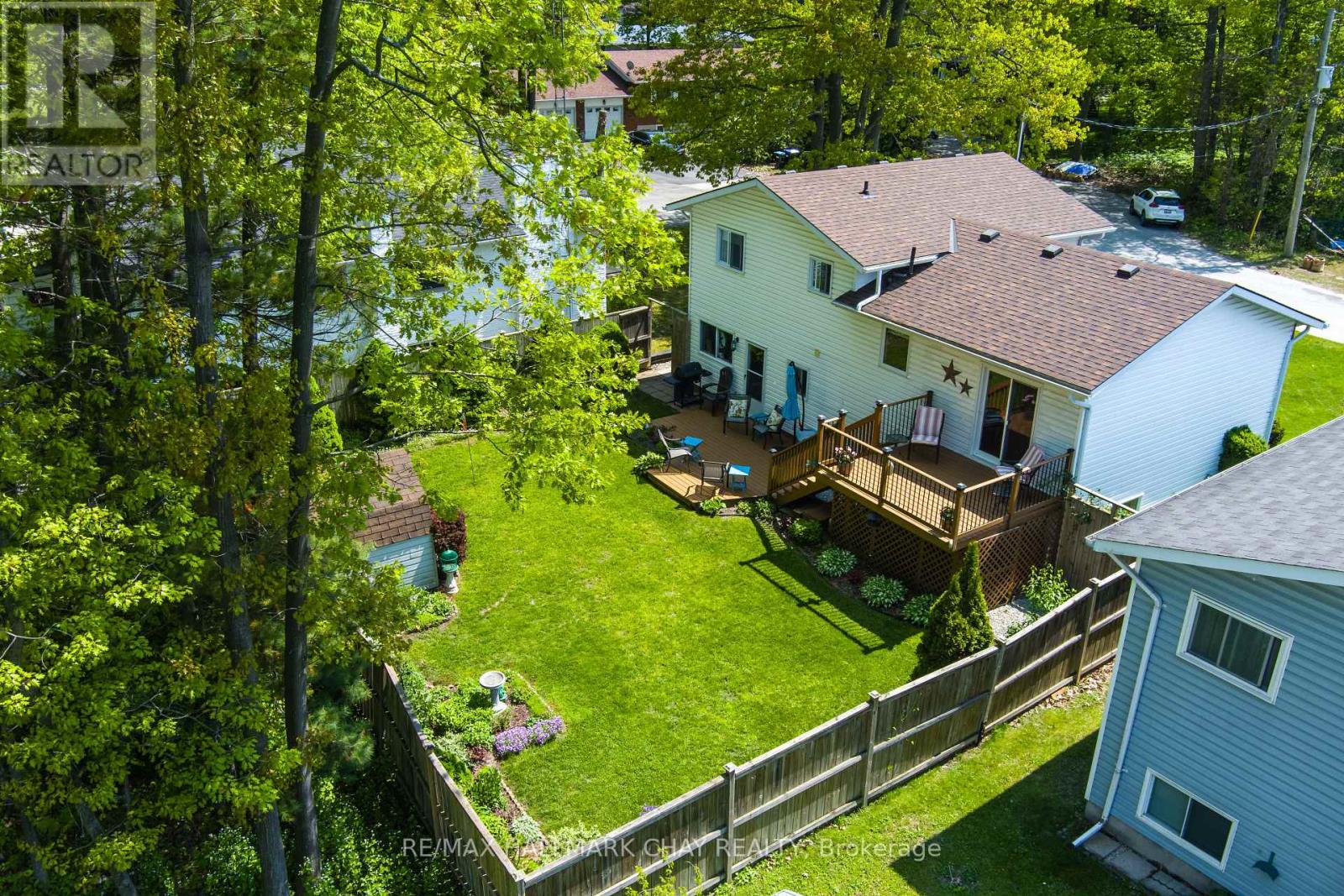 15 Oaktree Court, Wasaga Beach, Ontario  L9Z 2S3 - Photo 5 - S12209026