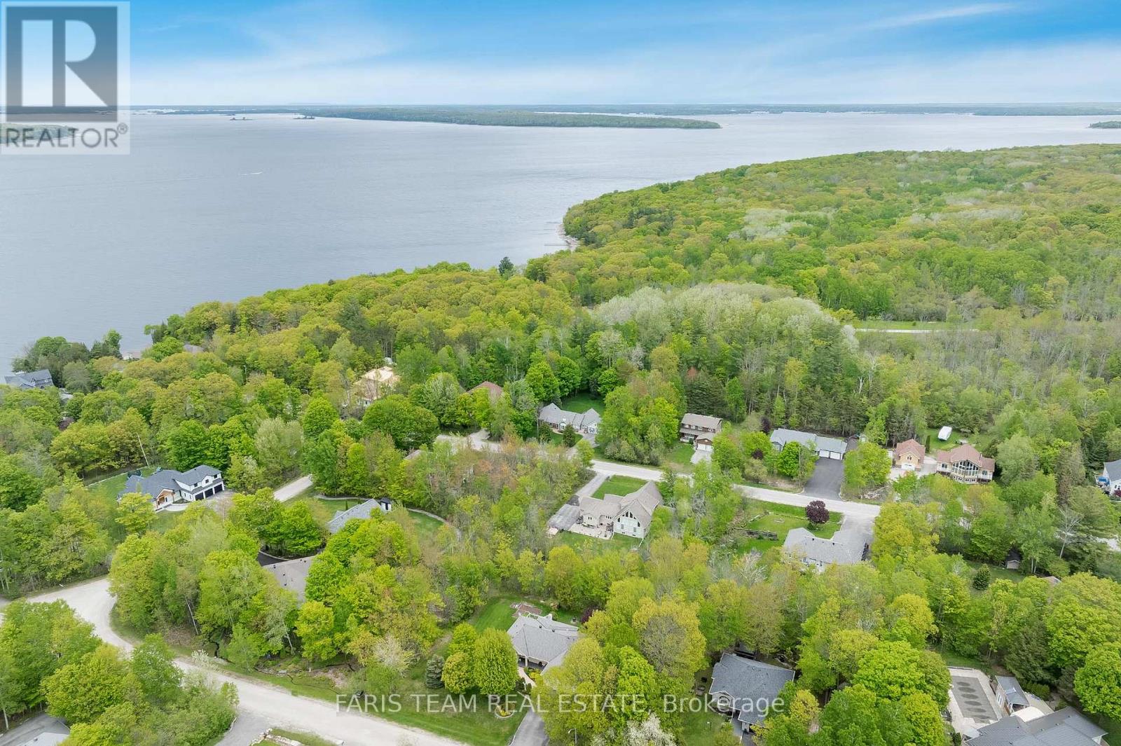 220 Gilwood Park Drive, Penetanguishene, Ontario  L9M 1Z6 - Photo 31 - S12209060