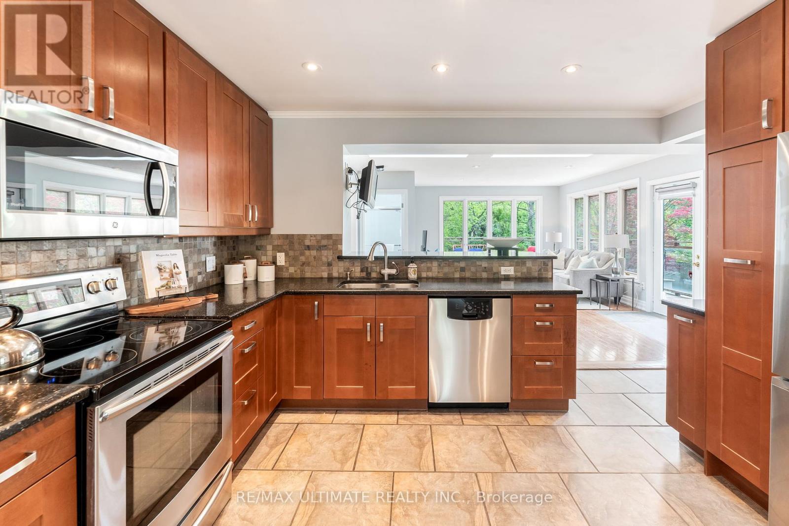 69 Midland Avenue, Toronto, Ontario  M1N 3Z8 - Photo 16 - E12206437