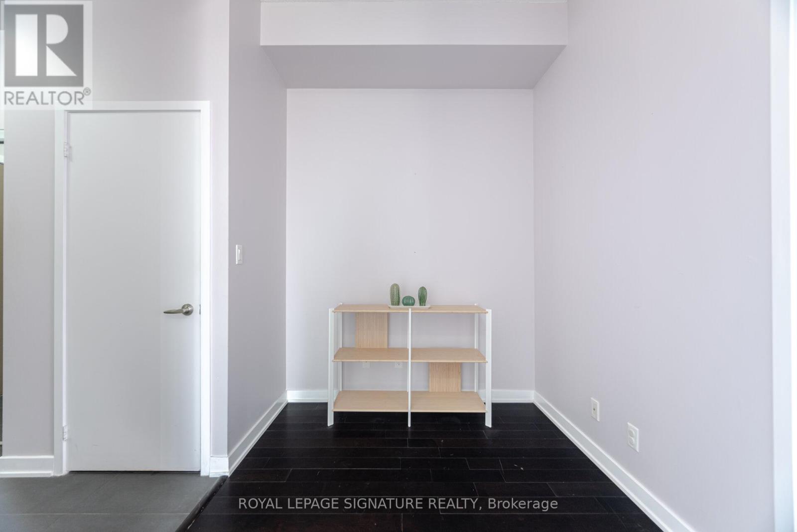 706 - 4065 Brickstone Mews, Mississauga, Ontario  L5B 0G3 - Photo 4 - W12104075