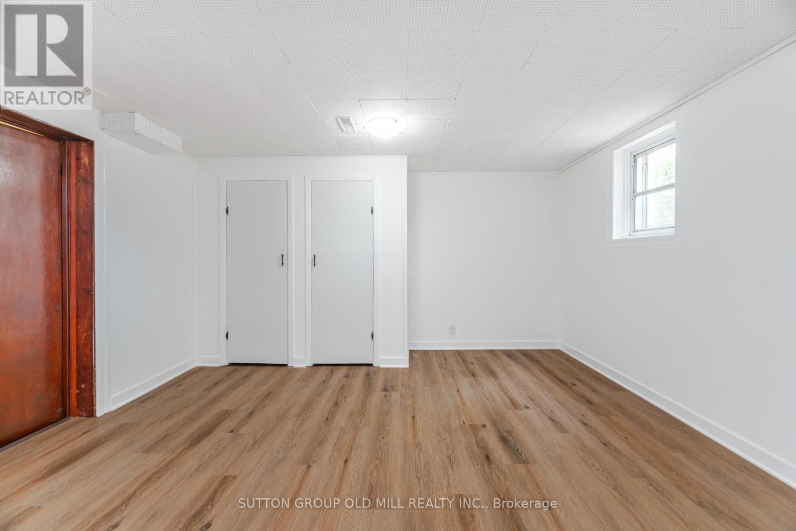 112 North Carson Street, Toronto, Ontario  M8W 4C8 - Photo 28 - W12158127