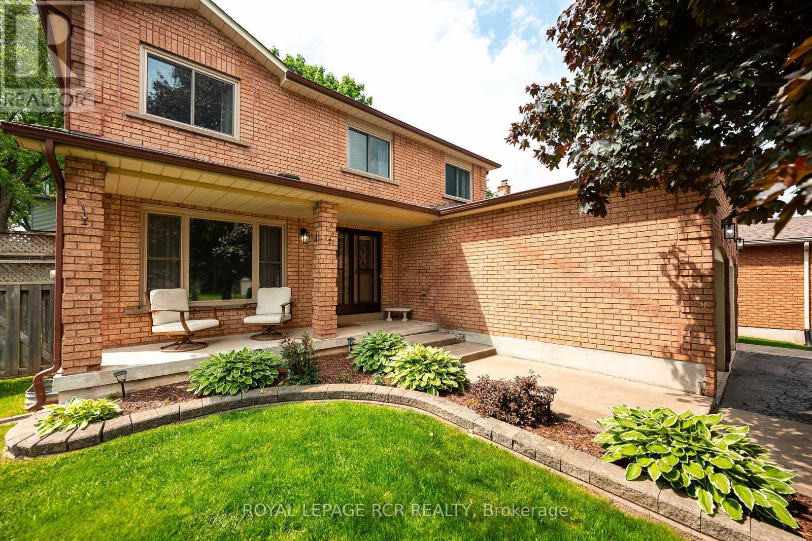 Property at 243 BEECHFIELD CRESCENT image 3