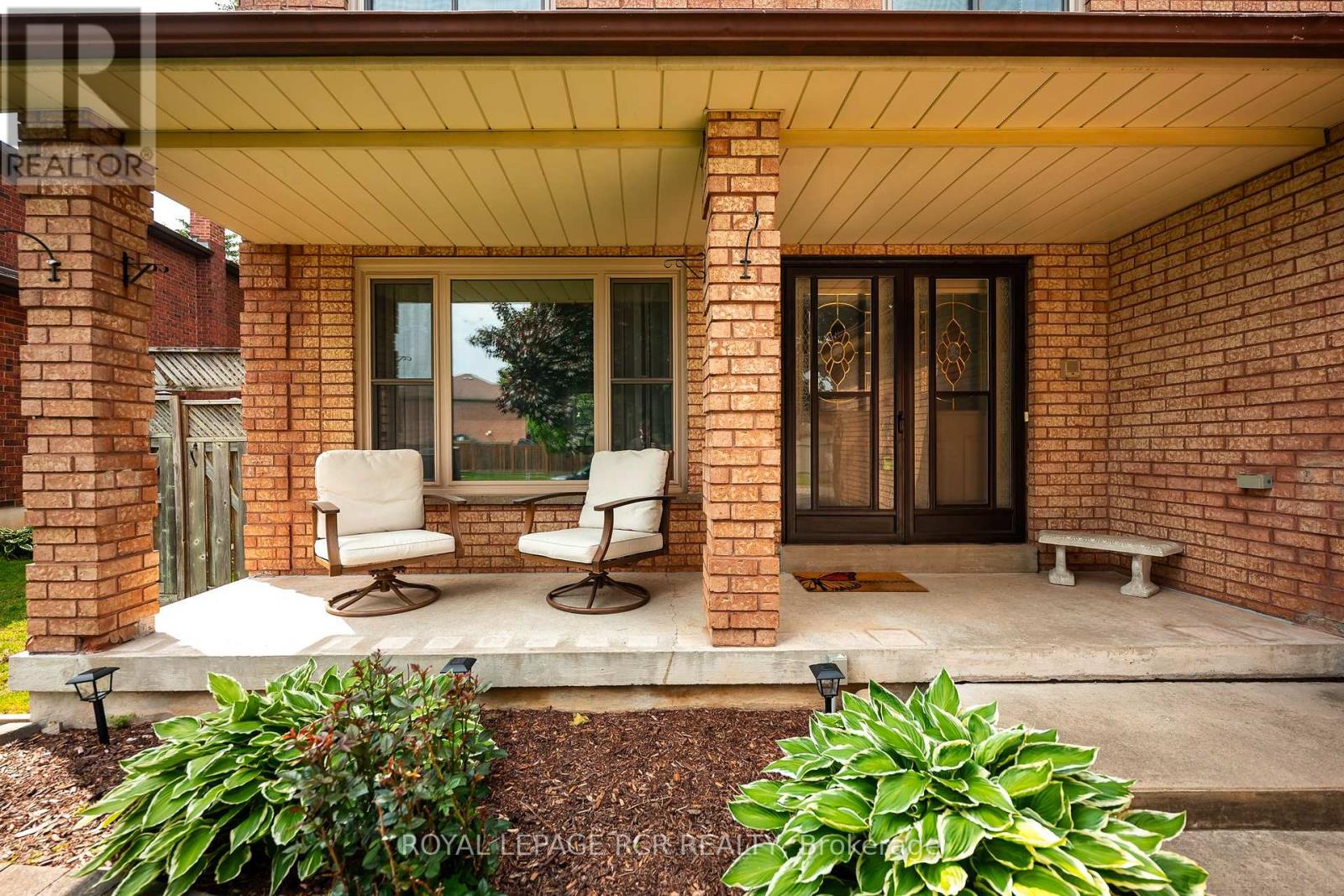 Property at 243 BEECHFIELD CRESCENT image 4