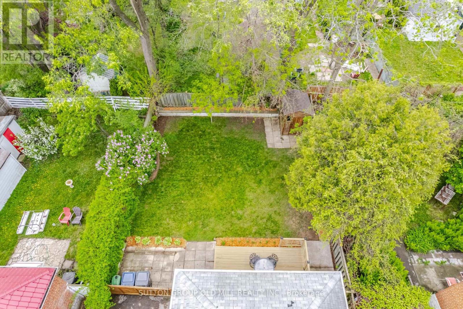 112 North Carson Street, Toronto, Ontario  M8W 4C8 - Photo 43 - W12158127