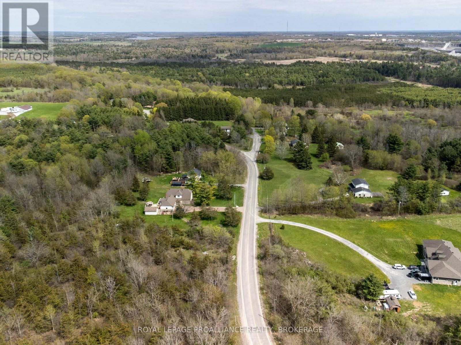1685 Sunnyside Road, Kingston (City North Of 401), Ontario  K7L 4V4 - Photo 11 - X12209322