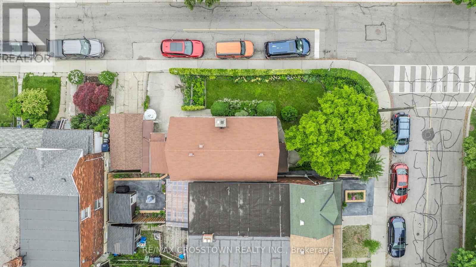 35 Edith Avenue, Toronto, Ontario  M6P 3T5 - Photo 46 - W12207274