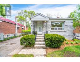 112 NORTH CARSON STREET, Toronto, Ontario