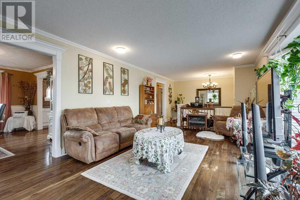 165 Rupert Crescent, Red Deer, Alberta  T4P 2Y9 - Photo 7 - A2223357