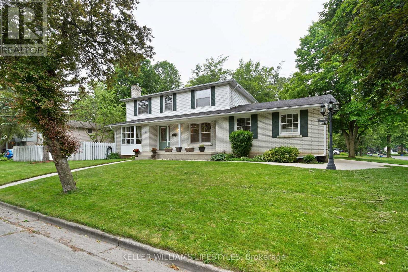 836 WESTBURY CRESCENT, London South, Ontario