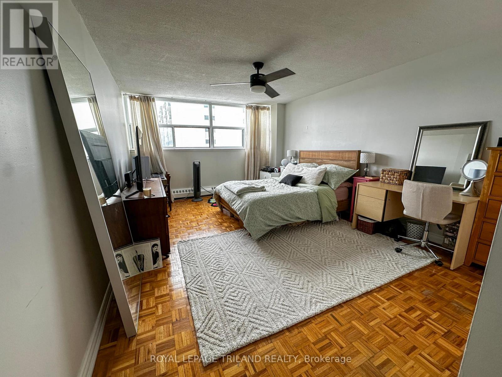 901 - 215 Glenridge Avenue, St. Catharines, Ontario  L2T 3J7 - Photo 24 - X12209303