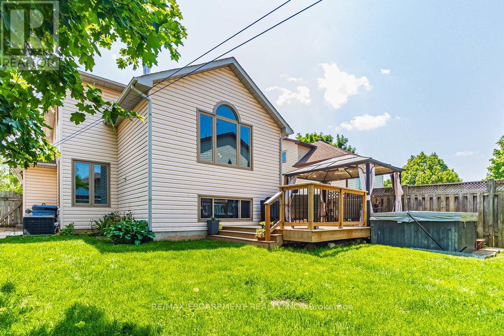 47 Ryans Way, Hamilton, Ontario  L8B 1B4 - Photo 39 - X12204031