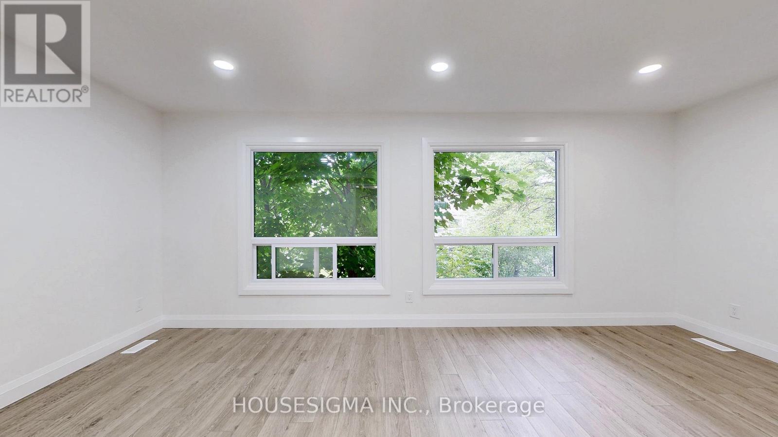 56 - 2050 Upper Middle Road, Burlington (Brant Hills), Ontario  L7P 3R9 - Photo 10 - W12208762