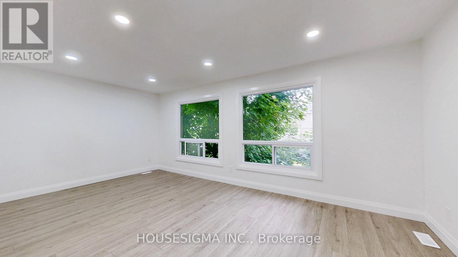 56 - 2050 Upper Middle Road, Burlington (Brant Hills), Ontario  L7P 3R9 - Photo 11 - W12208762