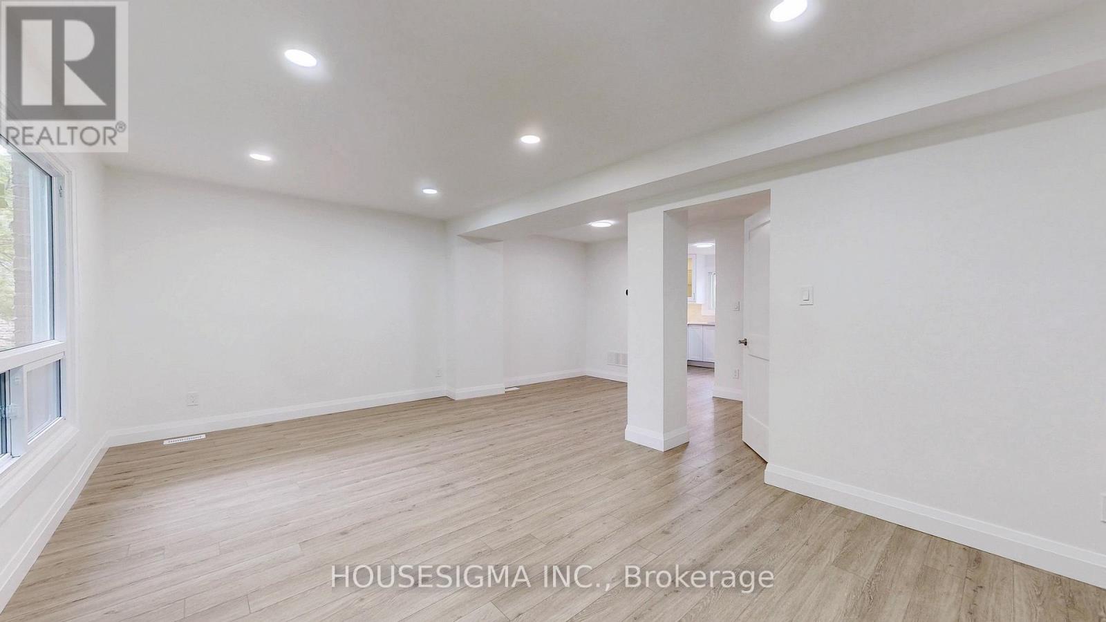 56 - 2050 Upper Middle Road, Burlington (Brant Hills), Ontario  L7P 3R9 - Photo 13 - W12208762