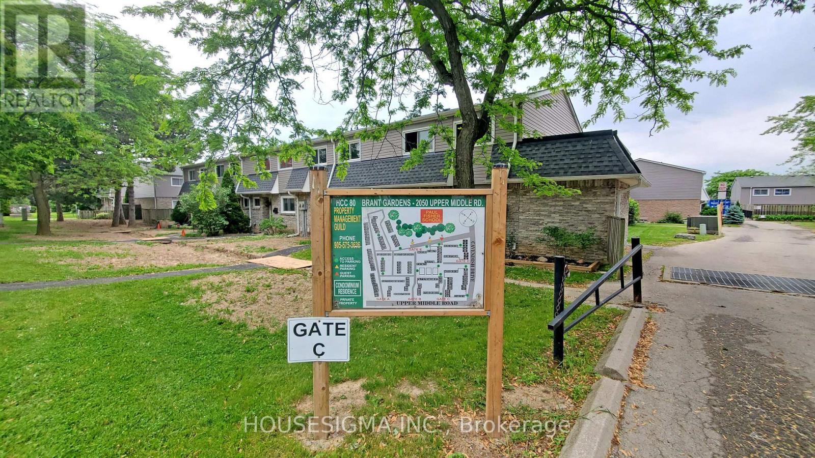 56 - 2050 Upper Middle Road, Burlington (Brant Hills), Ontario  L7P 3R9 - Photo 2 - W12208762