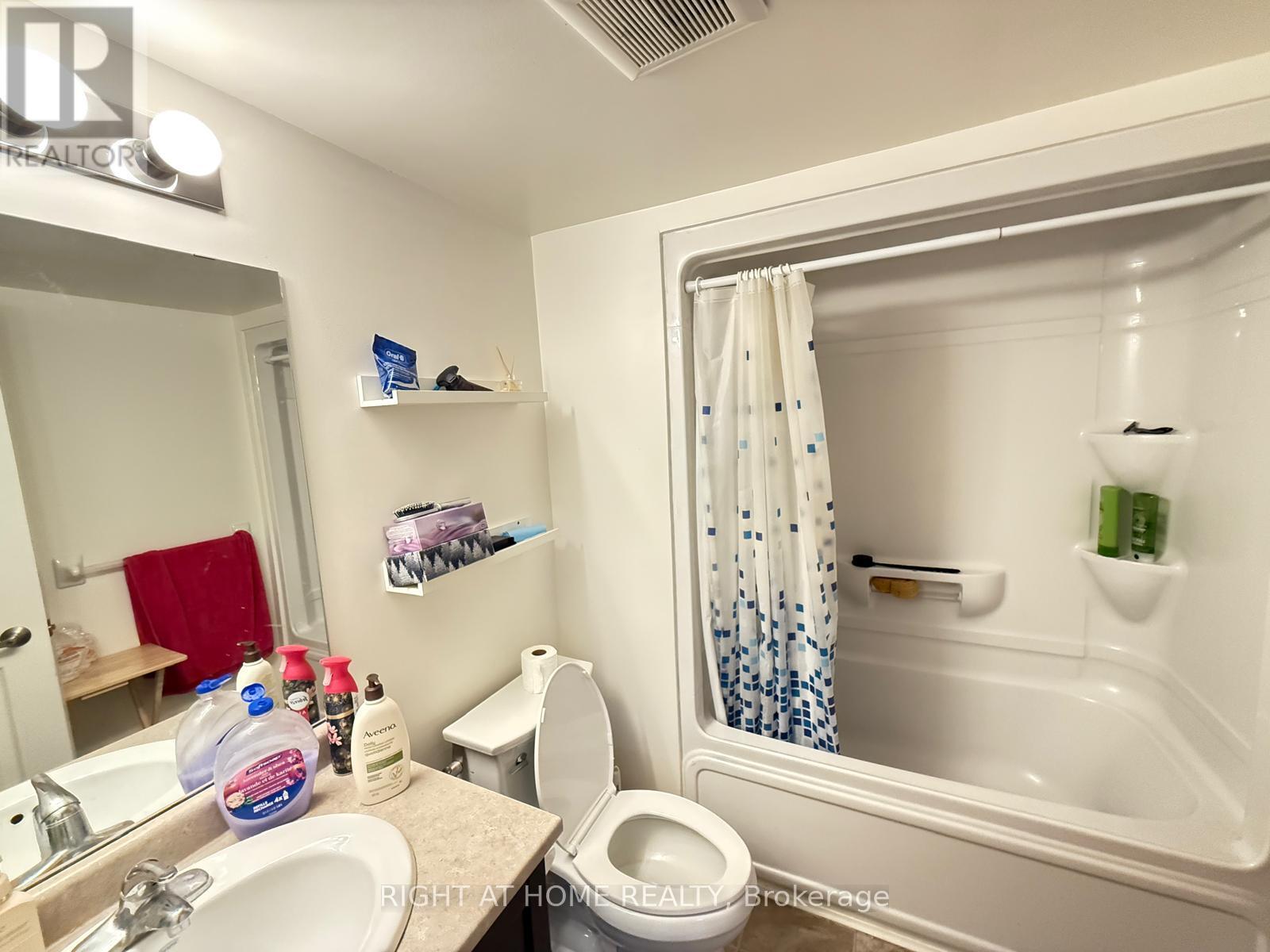 206 - 1340 Main Street E, Milton, Ontario  L9T 7S6 - Photo 8 - W12208801