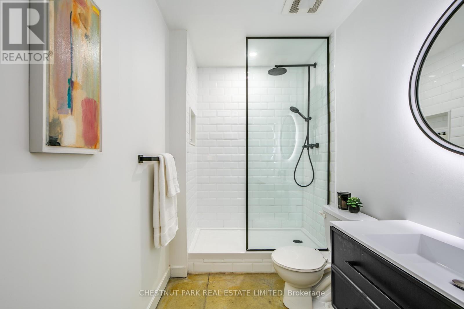 303 - 363 Sorauren Avenue, Toronto, Ontario  M6R 3C1 - Photo 9 - W12208825