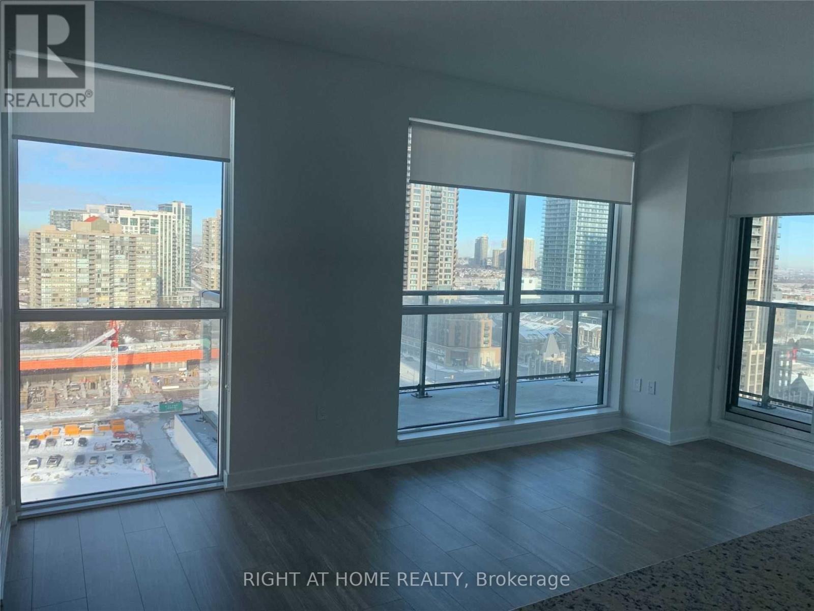 1704 - 4085 Parkside Village Drive, Mississauga, Ontario  L5B 0K8 - Photo 10 - W12208853