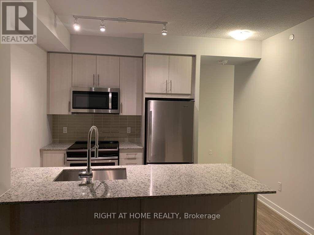 1704 - 4085 Parkside Village Drive, Mississauga, Ontario  L5B 0K8 - Photo 17 - W12208853