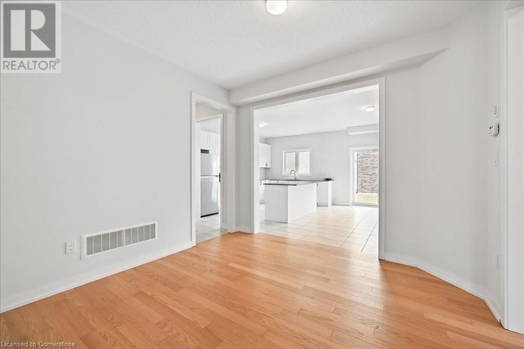 7 Bird Street, Simcoe, Ontario  N3Y 0G8 - Photo 4 - 40739457