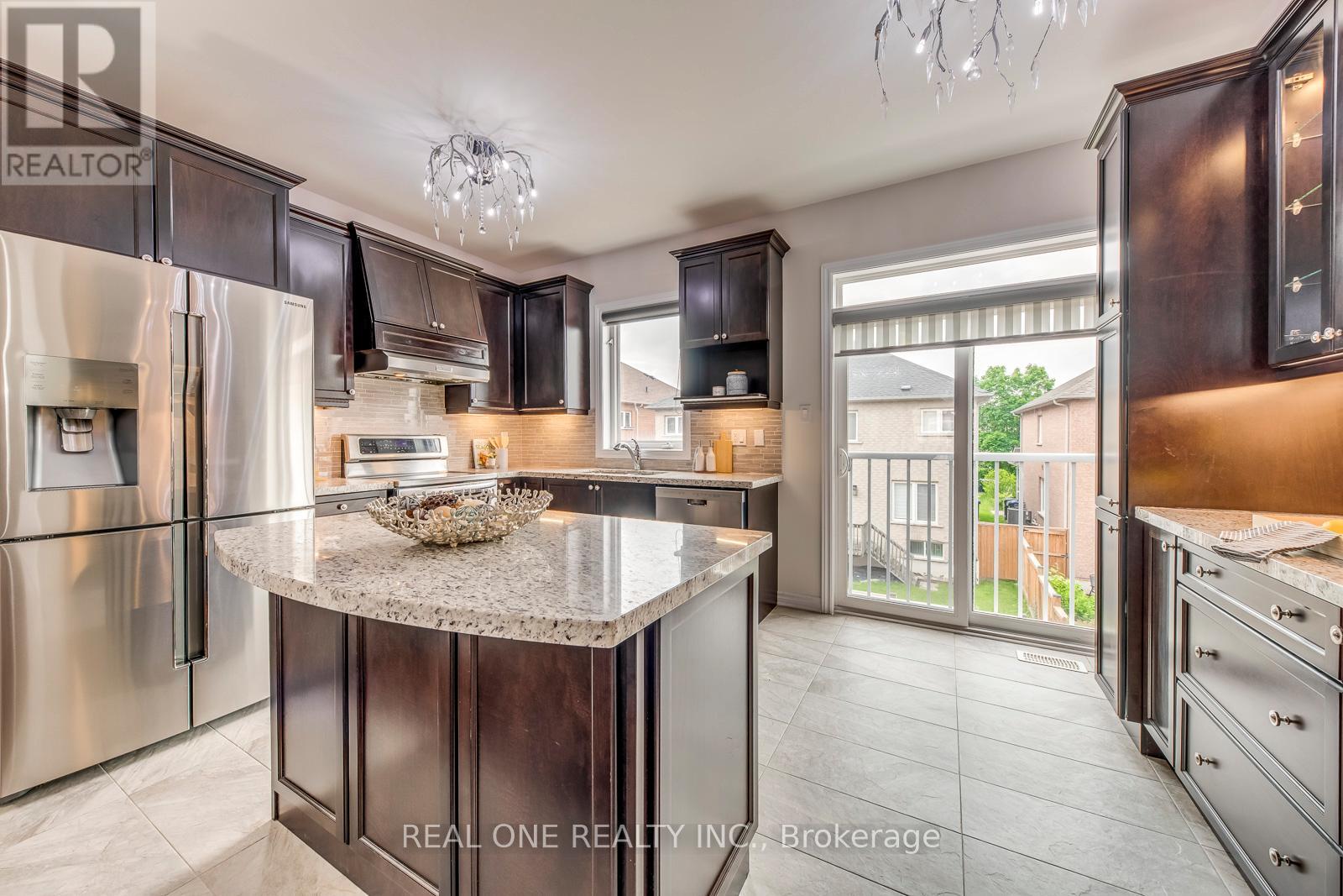 115 Preston Meadow Avenue, Mississauga, Ontario  L4Z 0C3 - Photo 20 - W12208865