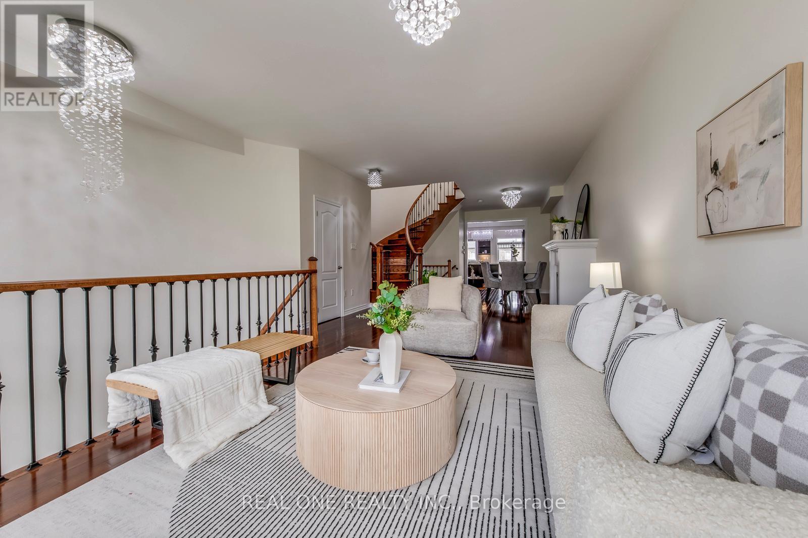 115 Preston Meadow Avenue, Mississauga, Ontario  L4Z 0C3 - Photo 9 - W12208865