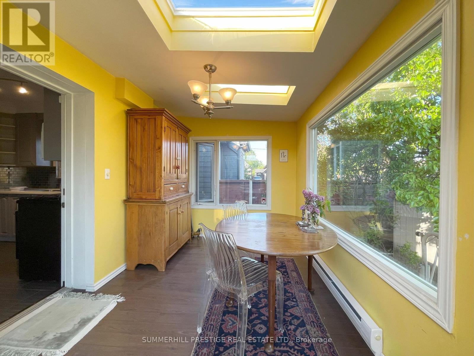 53 Bowie Avenue, Toronto, Ontario  M6E 2P4 - Photo 24 - W12208875
