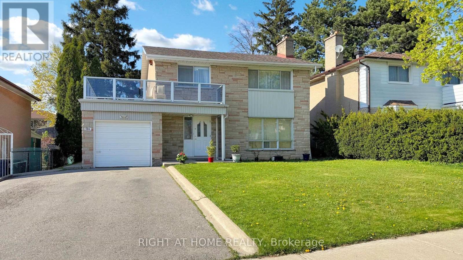 106 GRANDRAVINE DRIVE, Toronto, Ontario