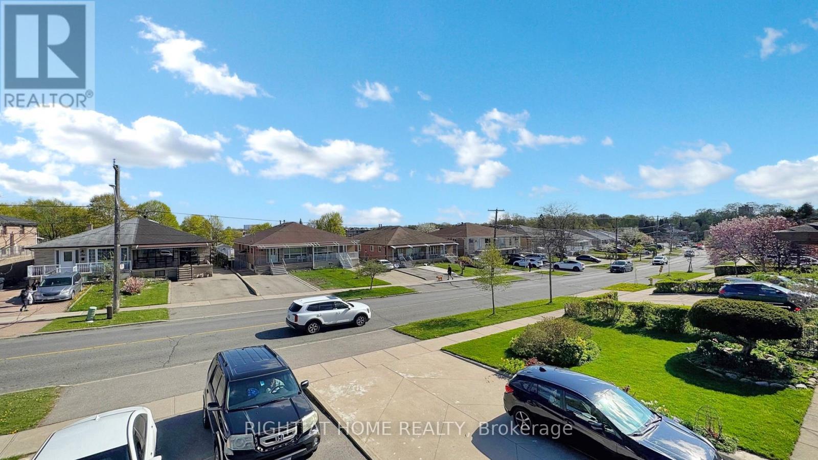 106 Grandravine Drive, Toronto, Ontario  M3J 1B4 - Photo 32 - W12208898