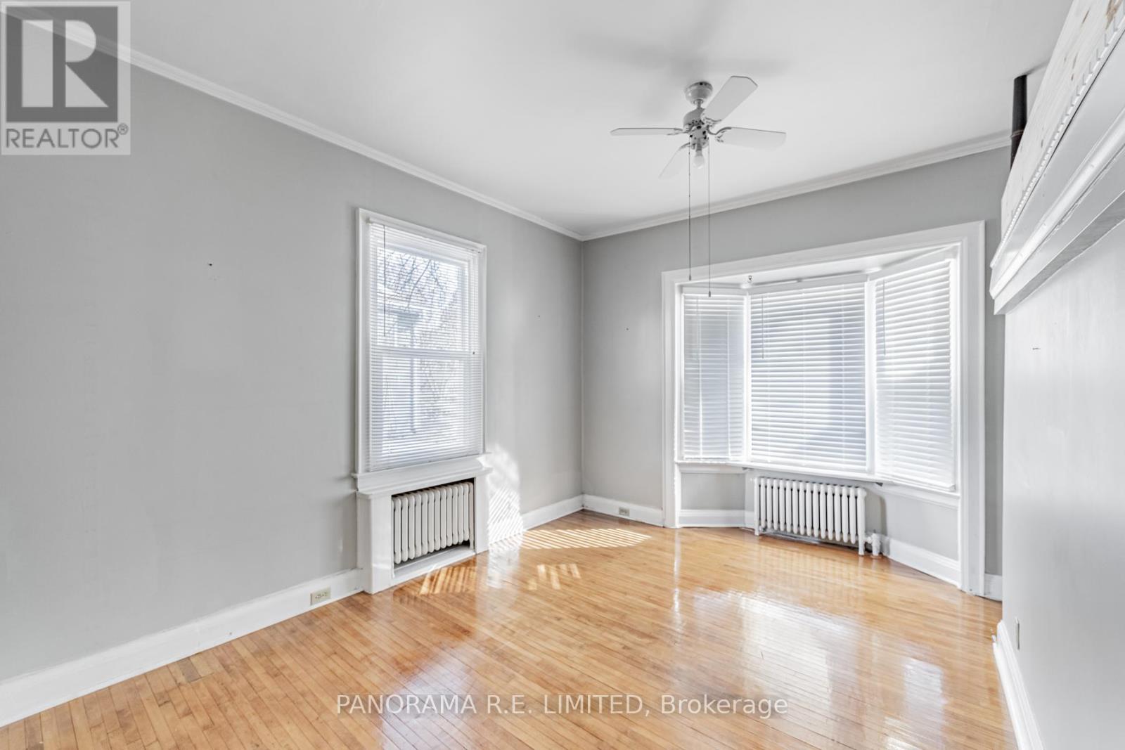 2 - 8 Thirty Third Street, Toronto, Ontario  M8W 3G8 - Photo 5 - W12208954