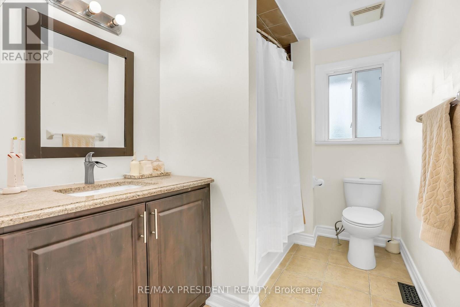 56 Frost Street, Toronto, Ontario  M9W 1Y8 - Photo 25 - W12208981