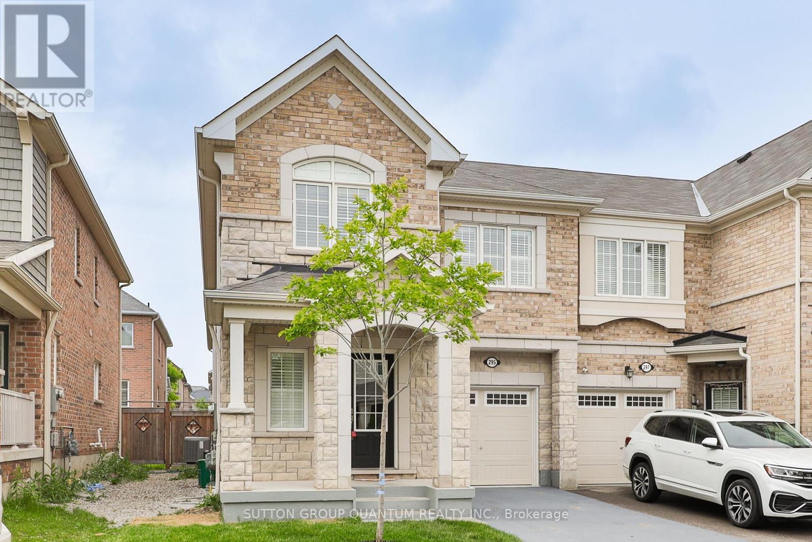 295 Jean Landing, Milton (Fo Ford), Ontario  L9E 1C6 - Photo 1 - W12208984